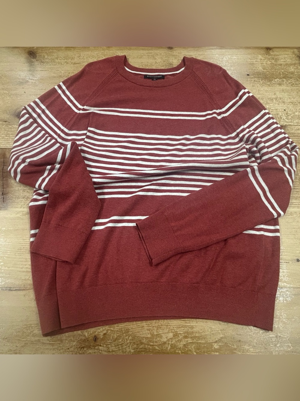 Banana Republic Men's Maroon Crewneck Sweater with White Stripes